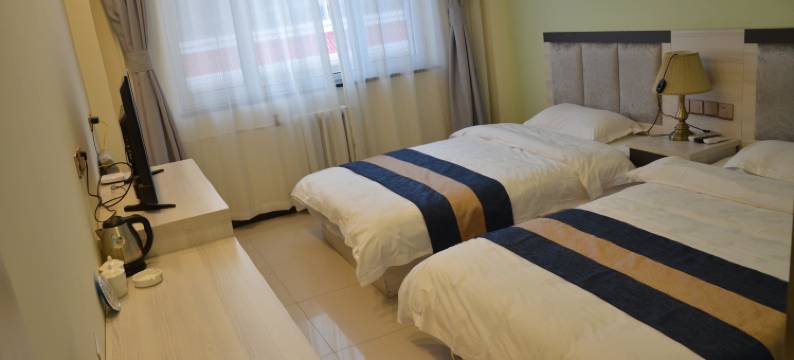 禄发驿家快捷酒店(涞源东服务区店)图片