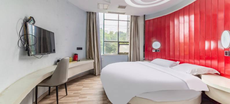 未来·本色酒店(遂宁高铁站店)图片