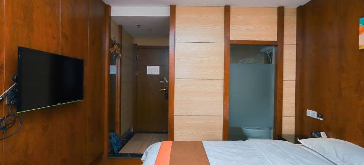 骏怡连锁酒店(贵阳八鸽岩路地铁站店)图片