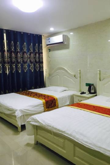 阳光宾馆(平江十字街店)图片