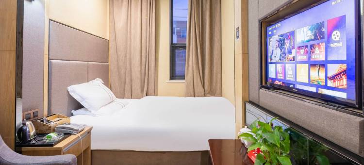 宏雲精品酒店(宝轮镇泗河子特色小吃街店)图片