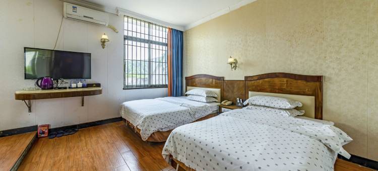 富荣华宾馆(云浮人民广场店)图片