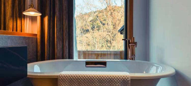 婺源隐溪草堂民宿(婺源漳村板凳桥景区店)图片