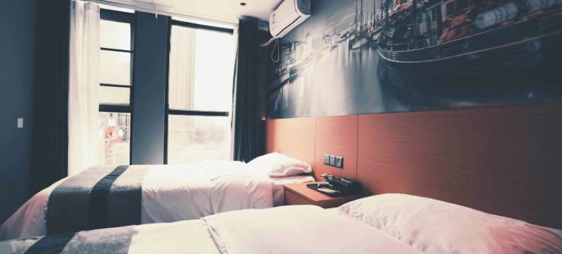 世界印象主题酒店(金堂大学城店)图片