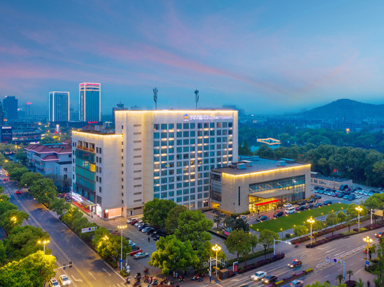 马鞍山雨山湖饭店