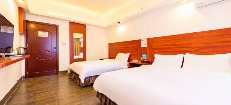 化州森思思酒店图片