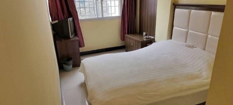 镇雄燕雪宾馆图片