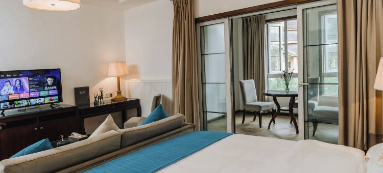 南天湖临湖小筑图片