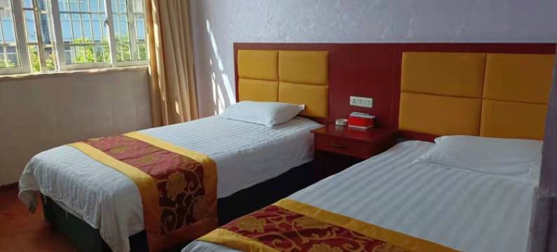 平阳大家族宾馆(中医院店)图片