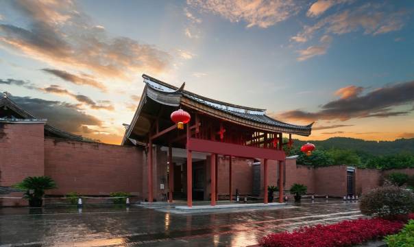 阆中圣索亚度假村