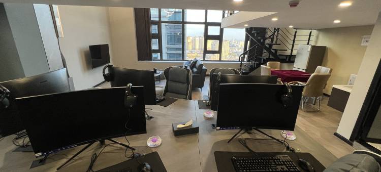 思温电竞民宿(昆明吾悦广场海豚湾店)图片