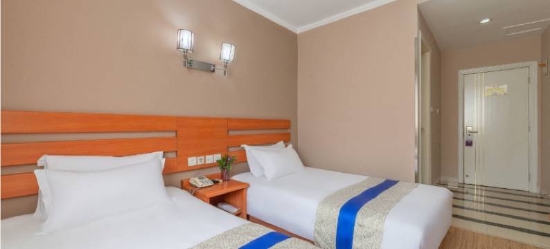 天地仁和酒店(万达广场奥体中路店)图片