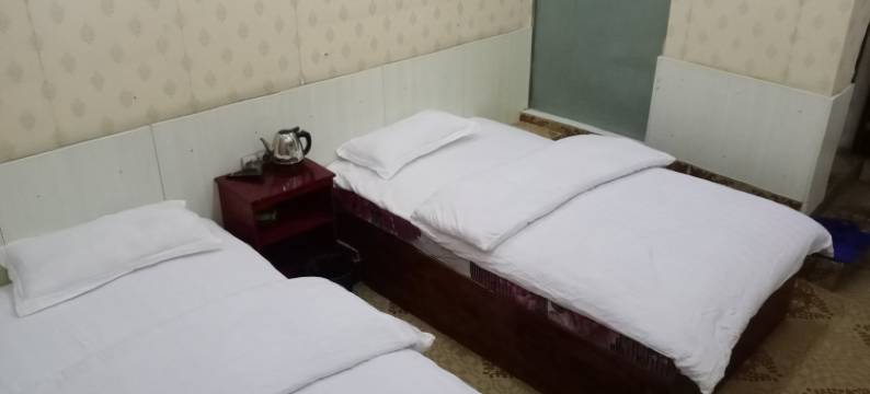 鸿运住宿(红军路店)图片