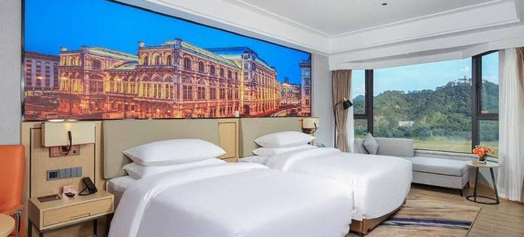 维纳斯国际酒店(梧州白云山龙母庙店)图片