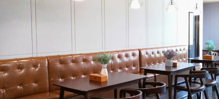 香榭湖岸酒店(凤台尊享店)图片