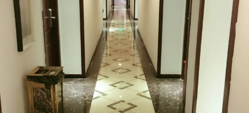 上海利富莱假日酒店图片