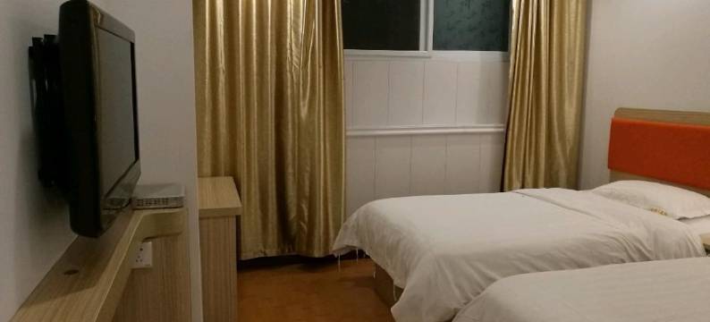 红安天台假日商务宾馆图片