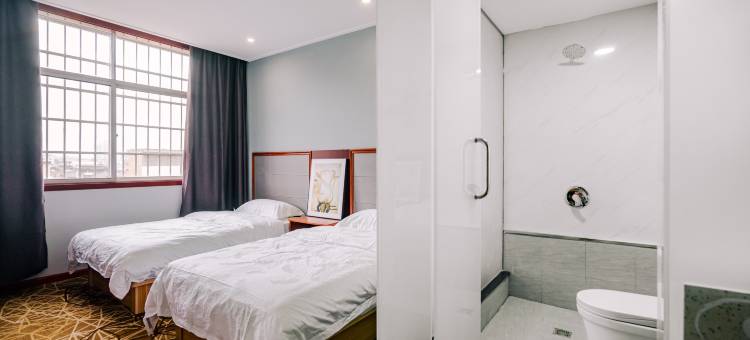 瑞家时尚酒店(伊川政和路店)图片