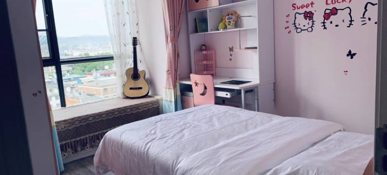 锦辉商务酒店(弥勒湖泉生态园巨人世纪广场店)图片