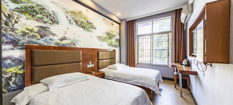 广州莱喜酒店(如意坊地铁站广州医科大学附属第三医院店)图片