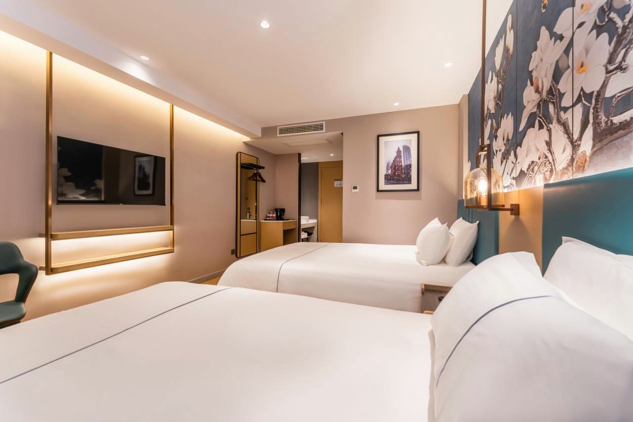 Magnotel Hotel (Qingdao May Fourth Square Olympic Sailing Center)Over view