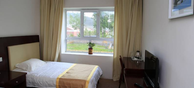 富蕴泽桦宾馆图片