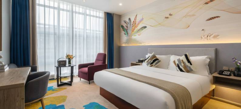 云雅酒店(深圳大浪商业中心元芬地铁站店)图片