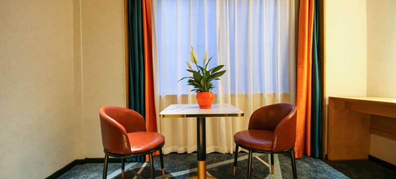 丹恋斯电影酒店(株洲火车站直中医院店)图片