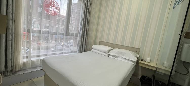 聚逸旅馆(大连博艺西园店)图片