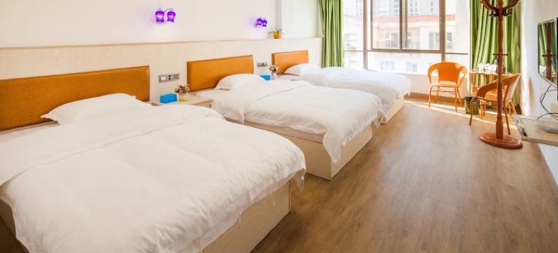 丹霞山月伴湾客栈图片