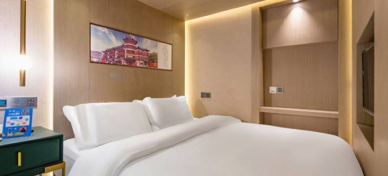 梦果智慧酒店(上海浦东机场晚霞路店)图片