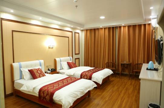 东阿金牛商务酒店