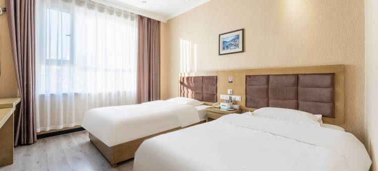 速8酒店(酒泉南苑店)图片