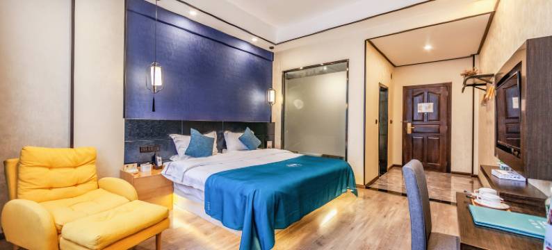 腾冲荭森酒店(财富中心店)图片