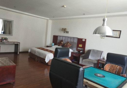 Hui Tong Hotel Hotel Overview