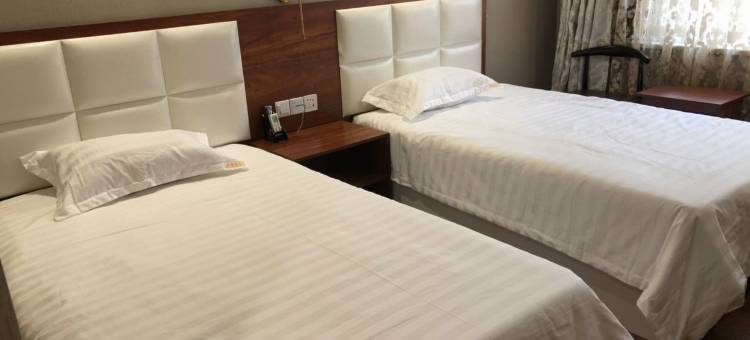 调兵山泓缘酒店图片