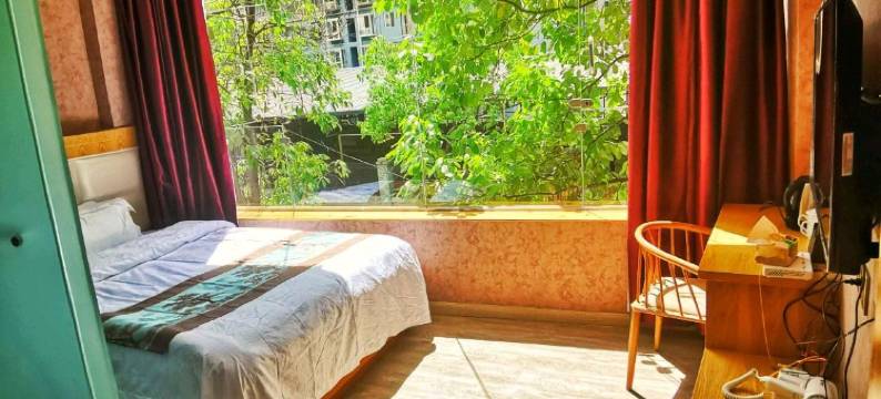 泸定花馨上堰精品酒店图片