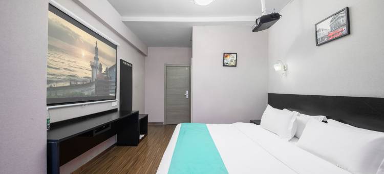 都市118连锁酒店(麓谷新长海麓谷公园地铁站店)图片