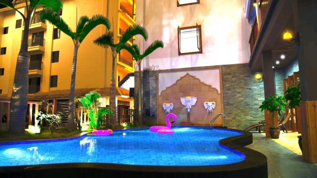 玺悦澜山主题客栈(西双版纳景洪市告庄西双景星光夜市店)