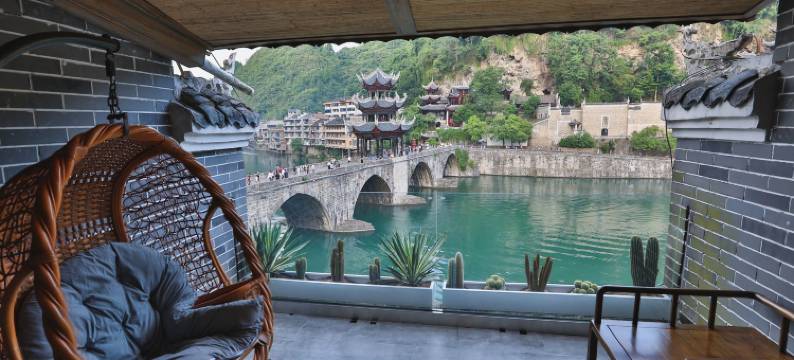 镇远栖舍河畔美宿图片