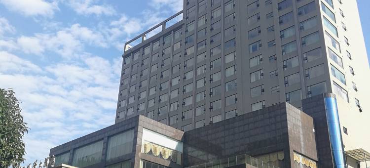 玲珑王国际大酒店(桂东县三台山公园店)图片