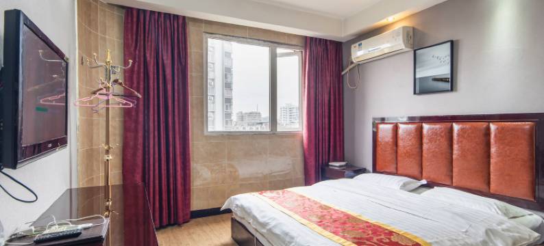 隆昌隆锦商务宾馆图片