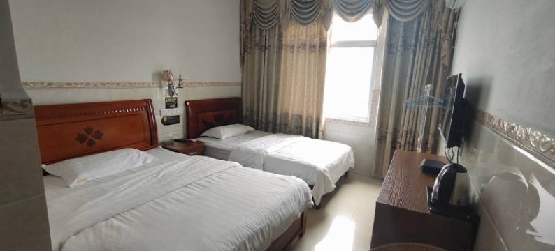 东兴京缘宾馆(万尾金滩店)图片