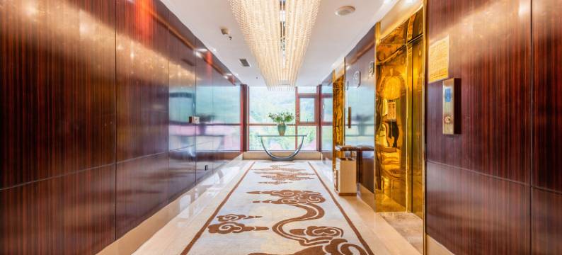 西乡庆华樱花山庄店图片