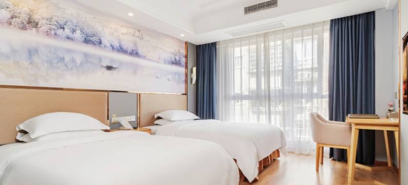 卓玛酒店(广安市民广场店)图片