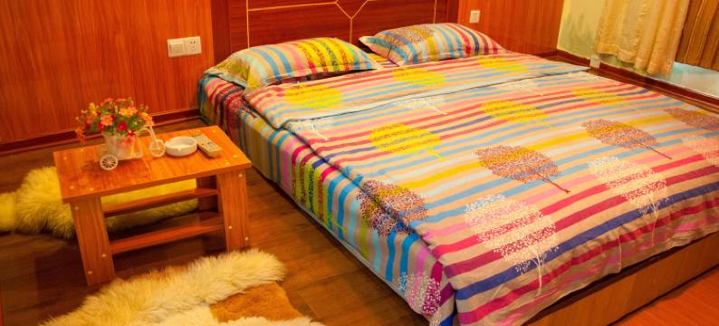 张家界梅苑商务宾馆(吉首大学店)图片