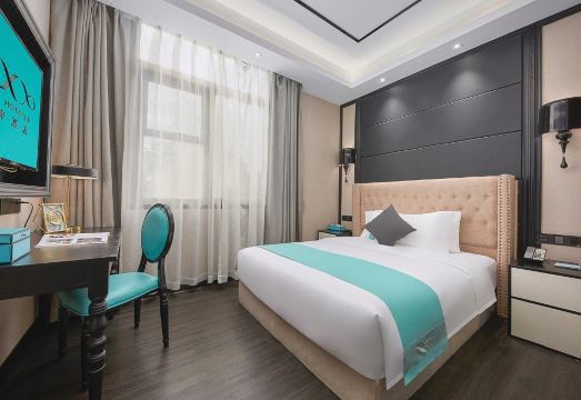 Xana Hotelle (Shenzhen Bao'an Shiyan Yangtaishan) Hotel Overview