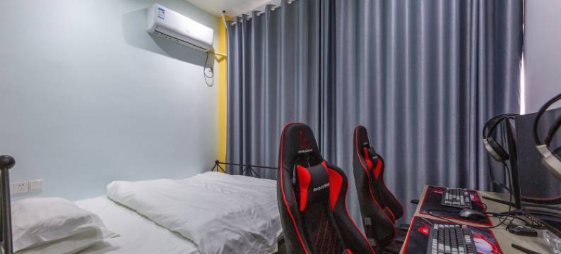 斗罗电竞酒店(武汉传媒学院店)图片