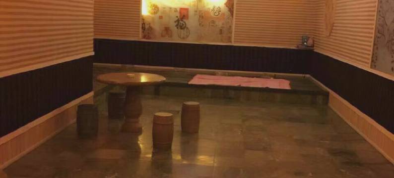 正镶白旗鸿泰大酒店图片