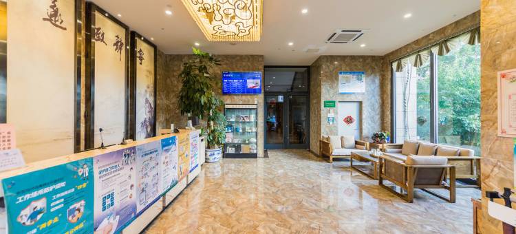 呼和浩特青城客栈(锡林公园五里营地铁站店)图片